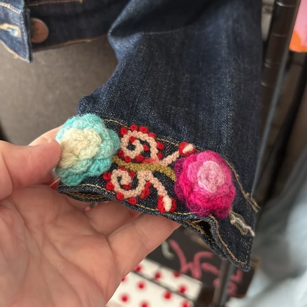 NWT Alma Soul off shoulder cropped Colorful embroidered Denim Jacket - Picture 5 of 10